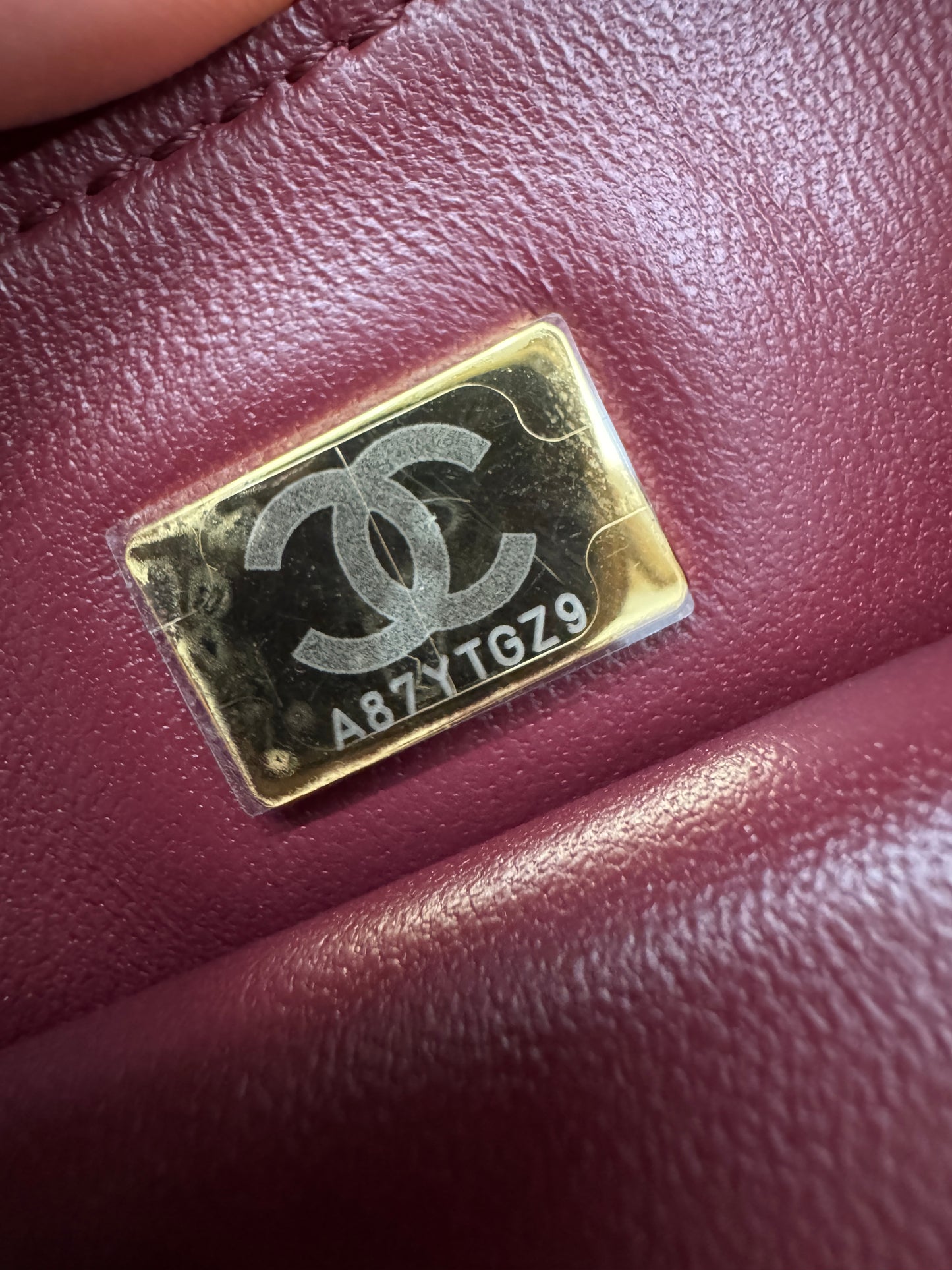 CHANEL 26S Maxi Flap Bag Small 酒紅色金扣 Burgundy GHW