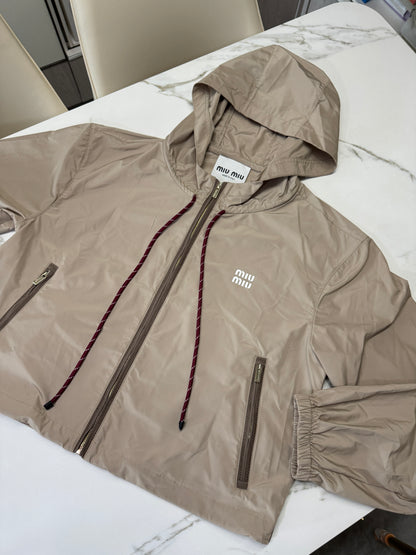 MIU MIU 淺卡其色短款風衣