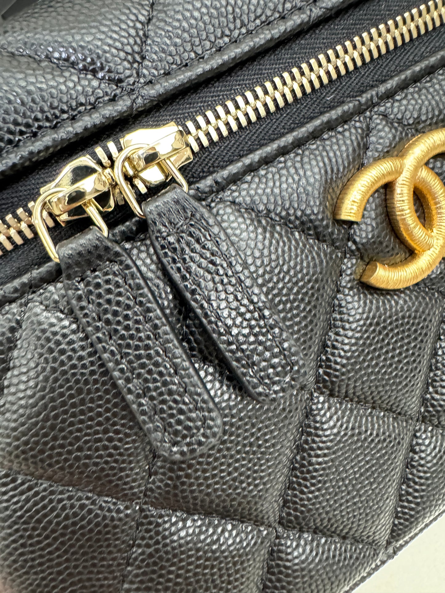 CHANEL 25P 拉絲金扣 LP盒子包