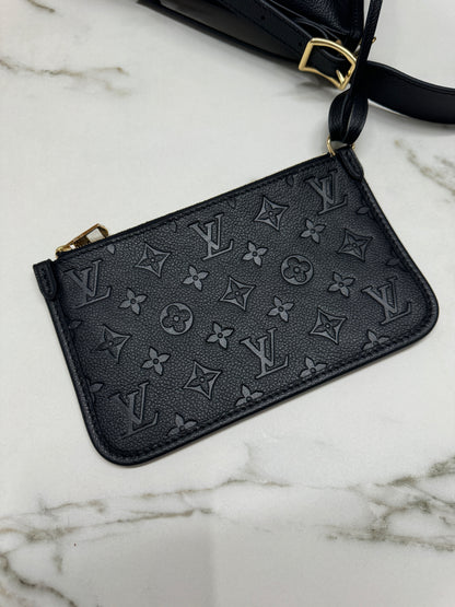 LV Carryall 全皮黑 PM