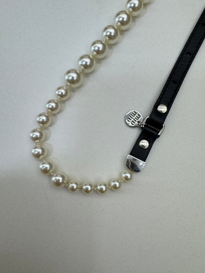 MIU MIU 珍珠皮帶項鏈 Choker