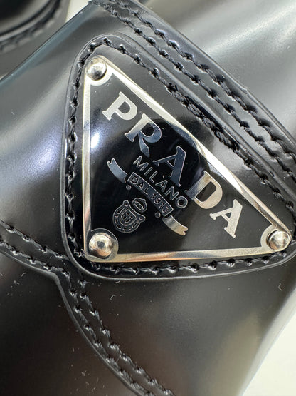 PRADA 光面皮革Loafers