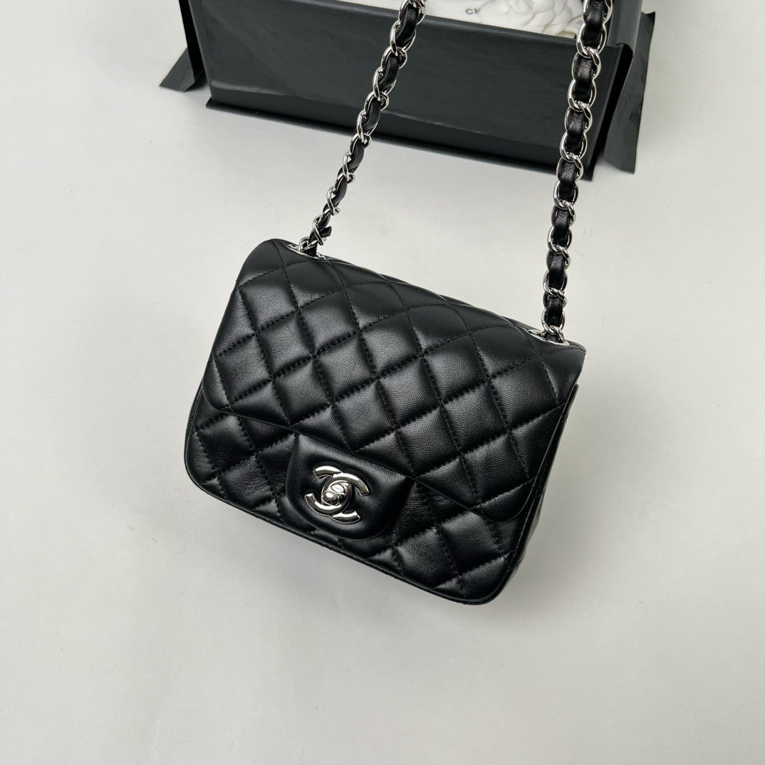 CHANEL CF17 方胖子 黑銀 羊皮 mini square