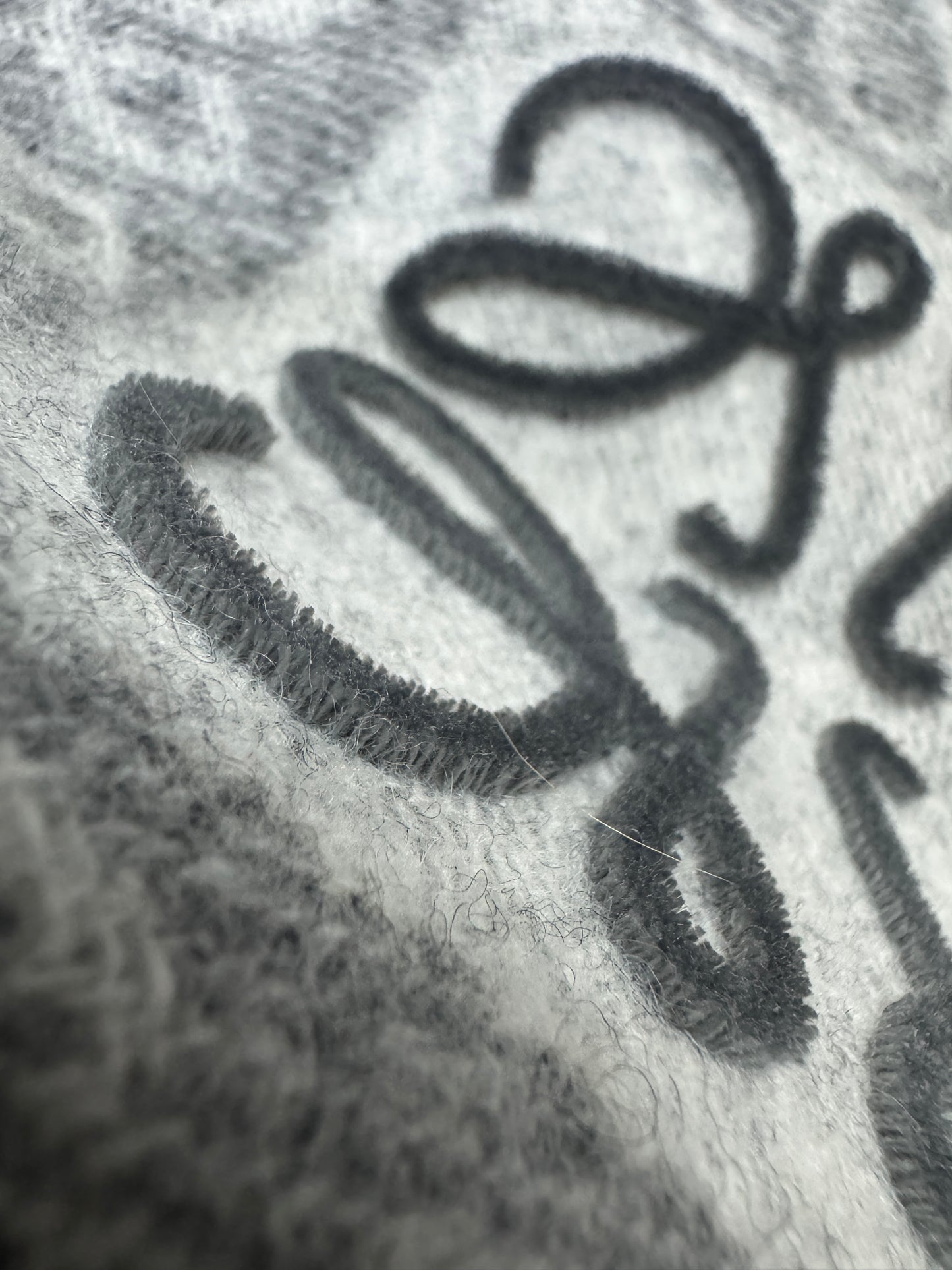 LOEWE Scarf 淺灰 3D Logo 180cm