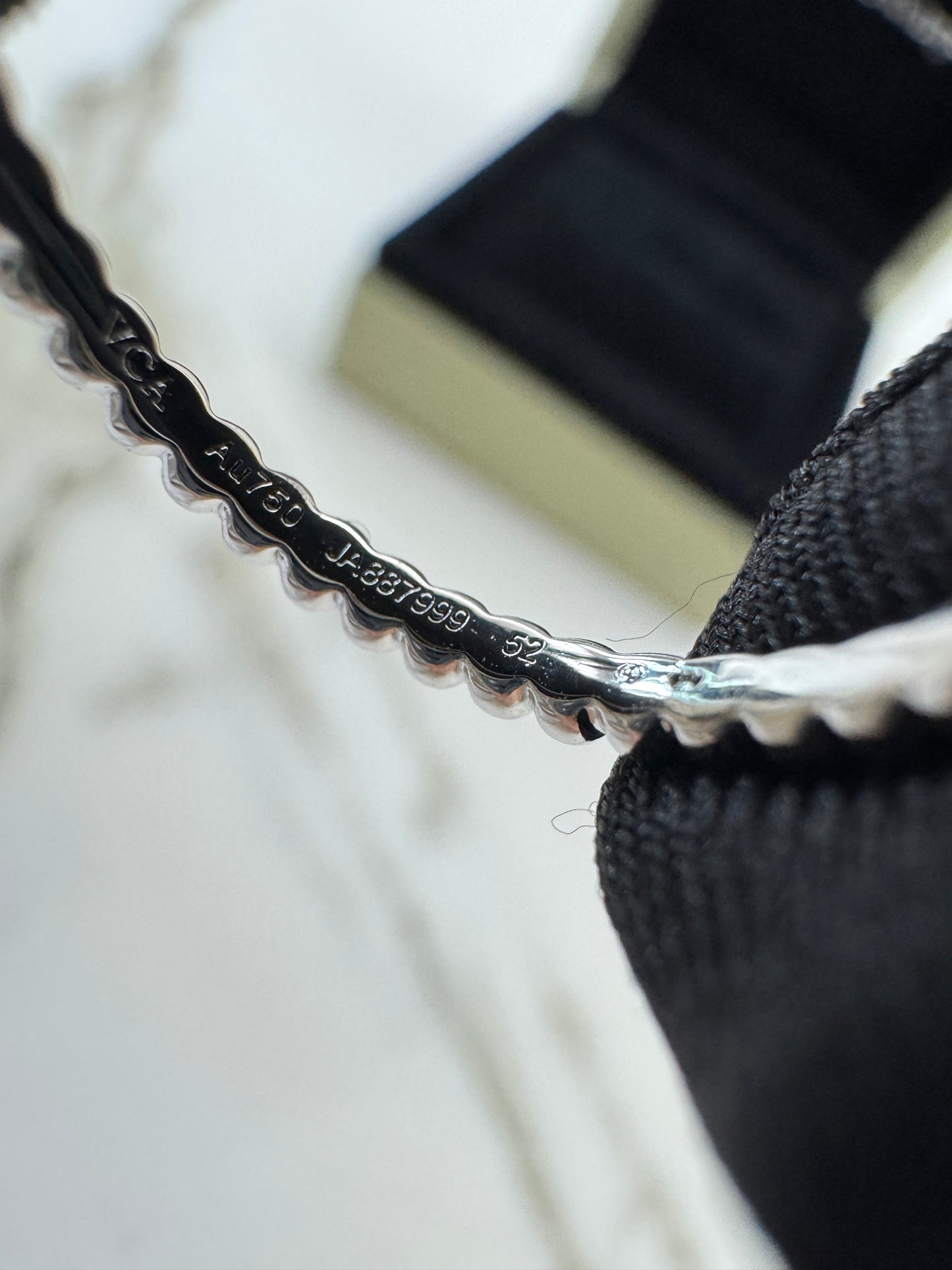 VCA Perlee Ring
