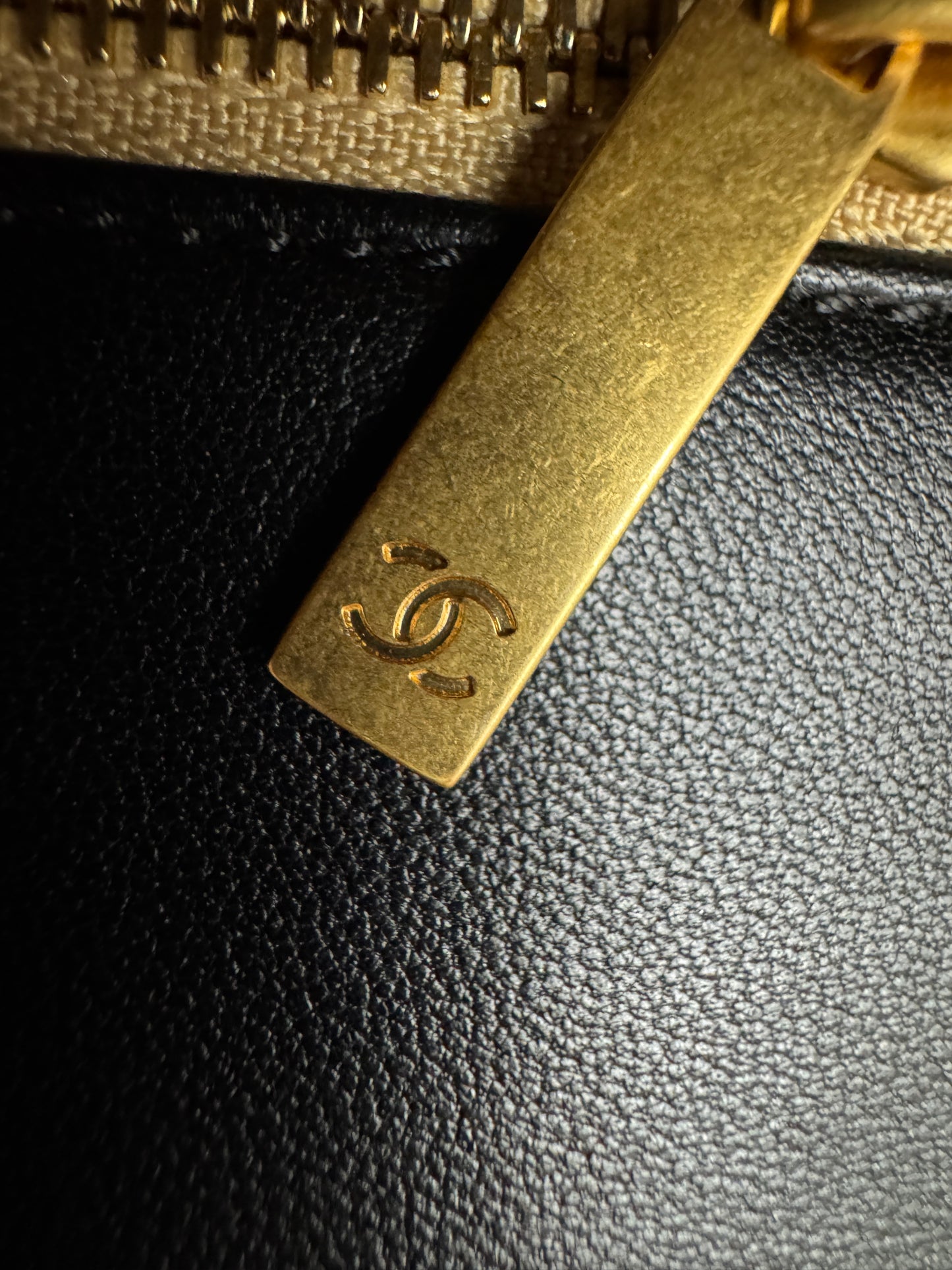 CHANEL 25B調節扣 Mini CF20 羊皮