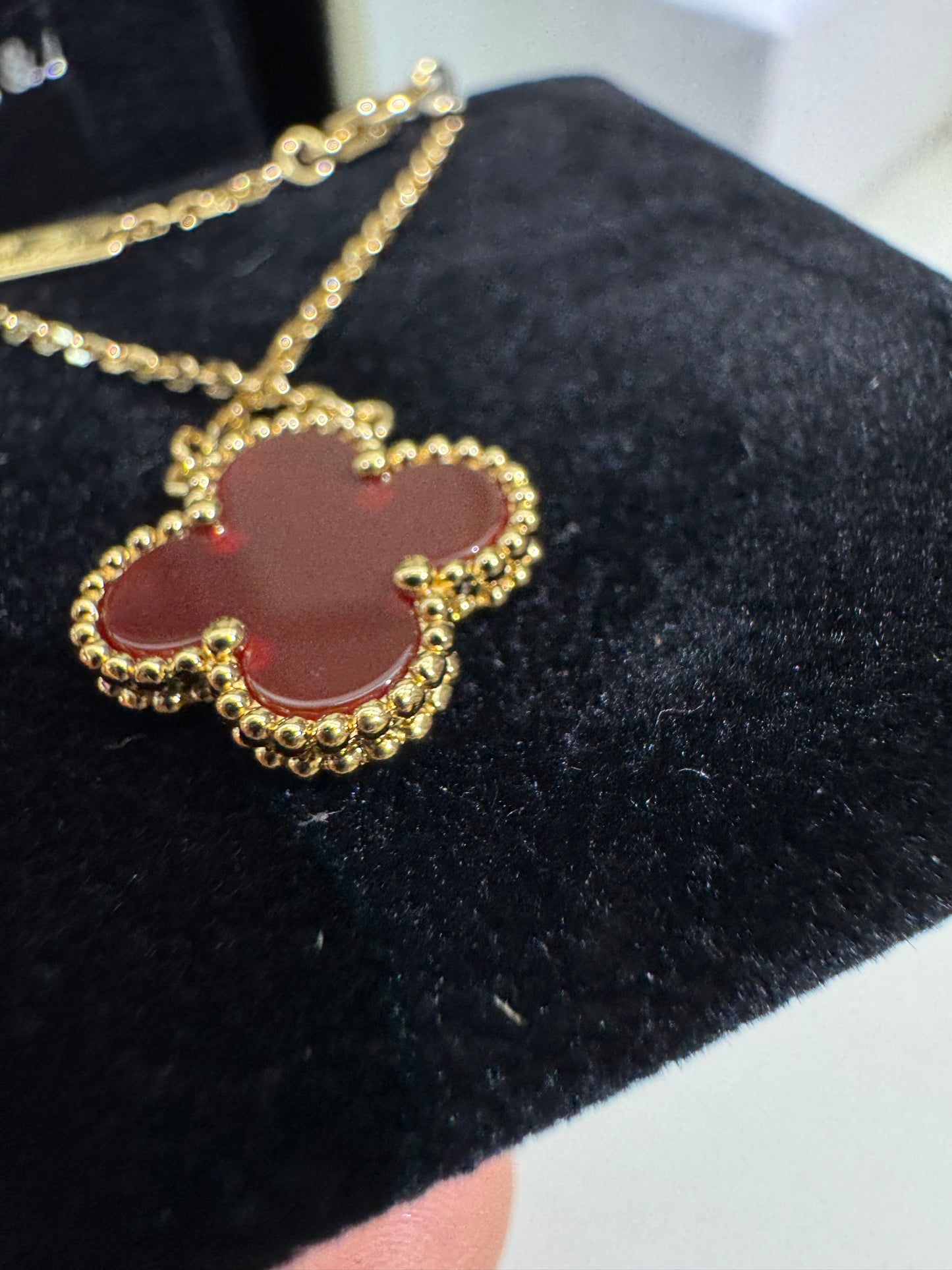 VCA Vintage Alhambra Necklace 紅玉髓