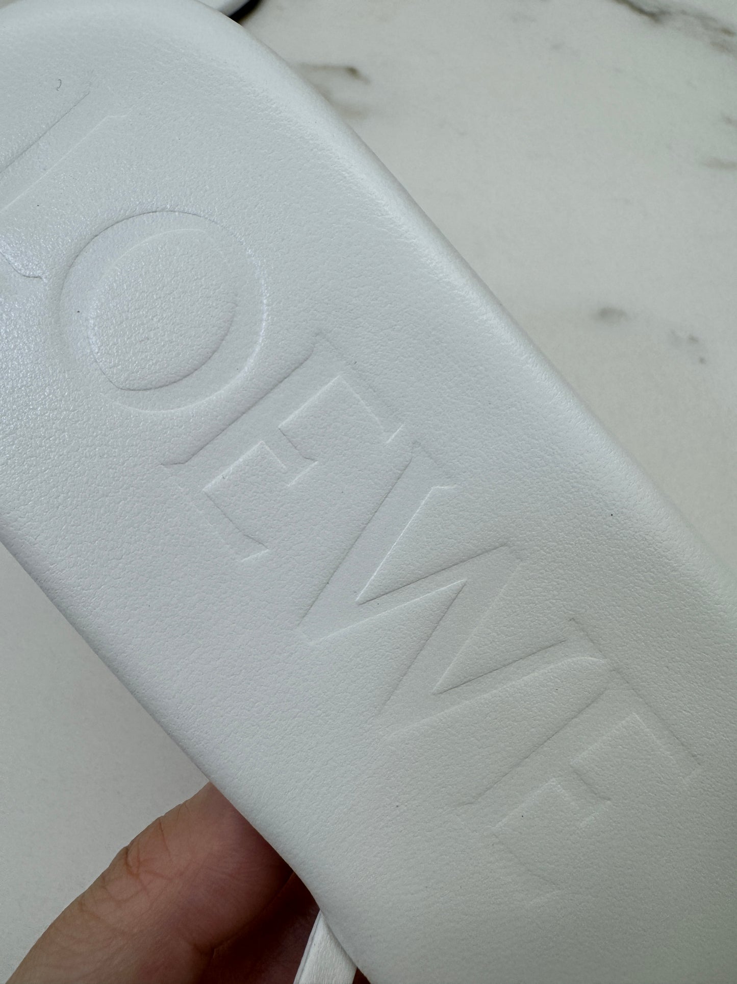 LOEWE Anagram 拖鞋