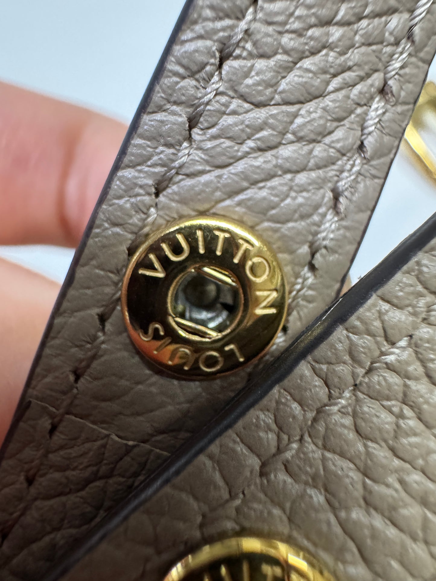 LV Pochette Metis 大象灰