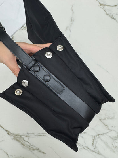 PRADA Cini 郵差包黑色 Medium