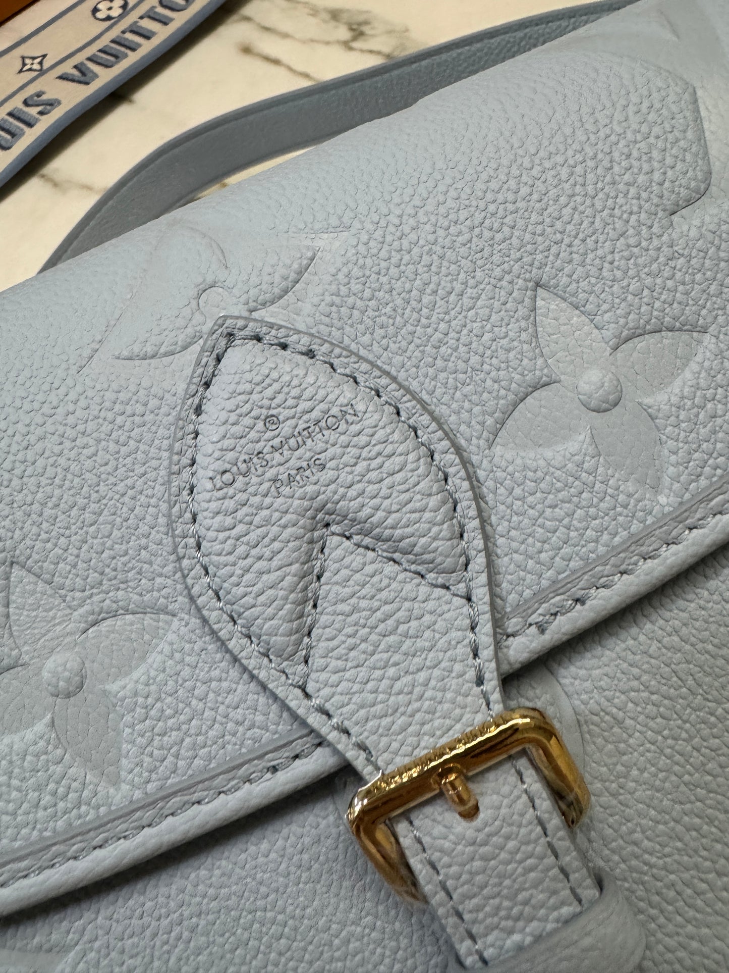 LV Diane 全皮粉藍 Baby Blue