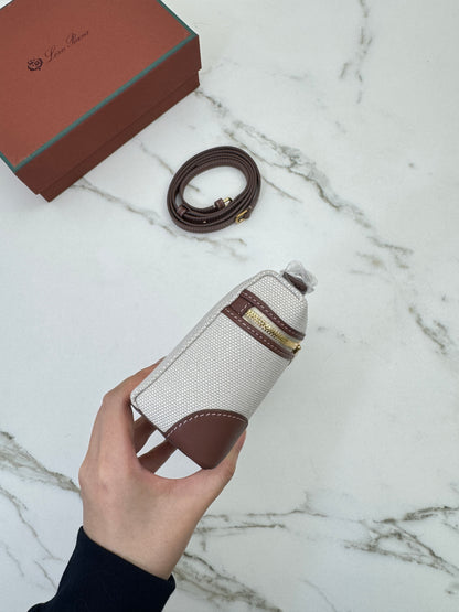 LORO PIANA Extra Pocket 19 帆布