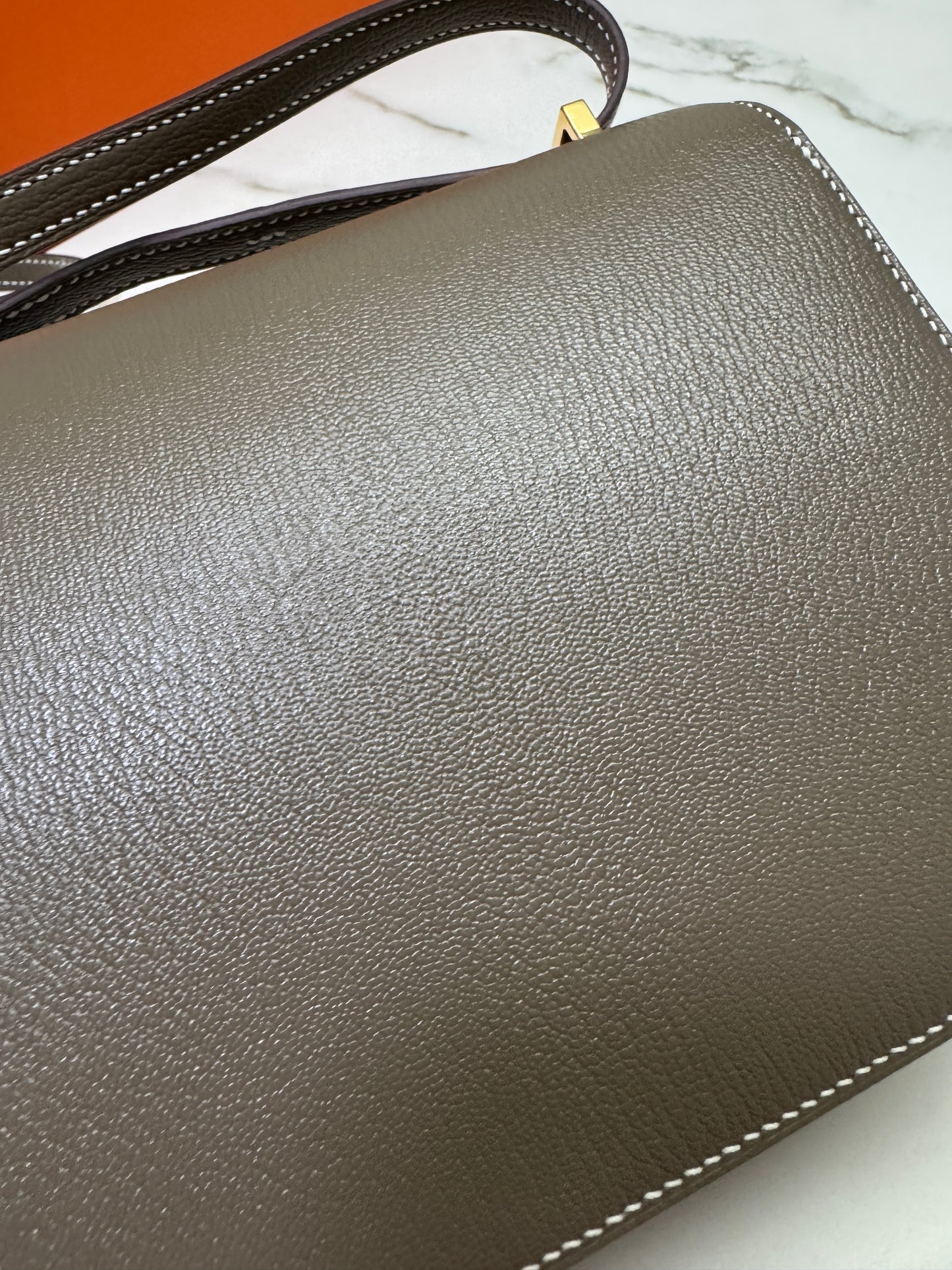 HERMES Mini Constance 大象灰山羊皮 金扣 Etoupe GHW