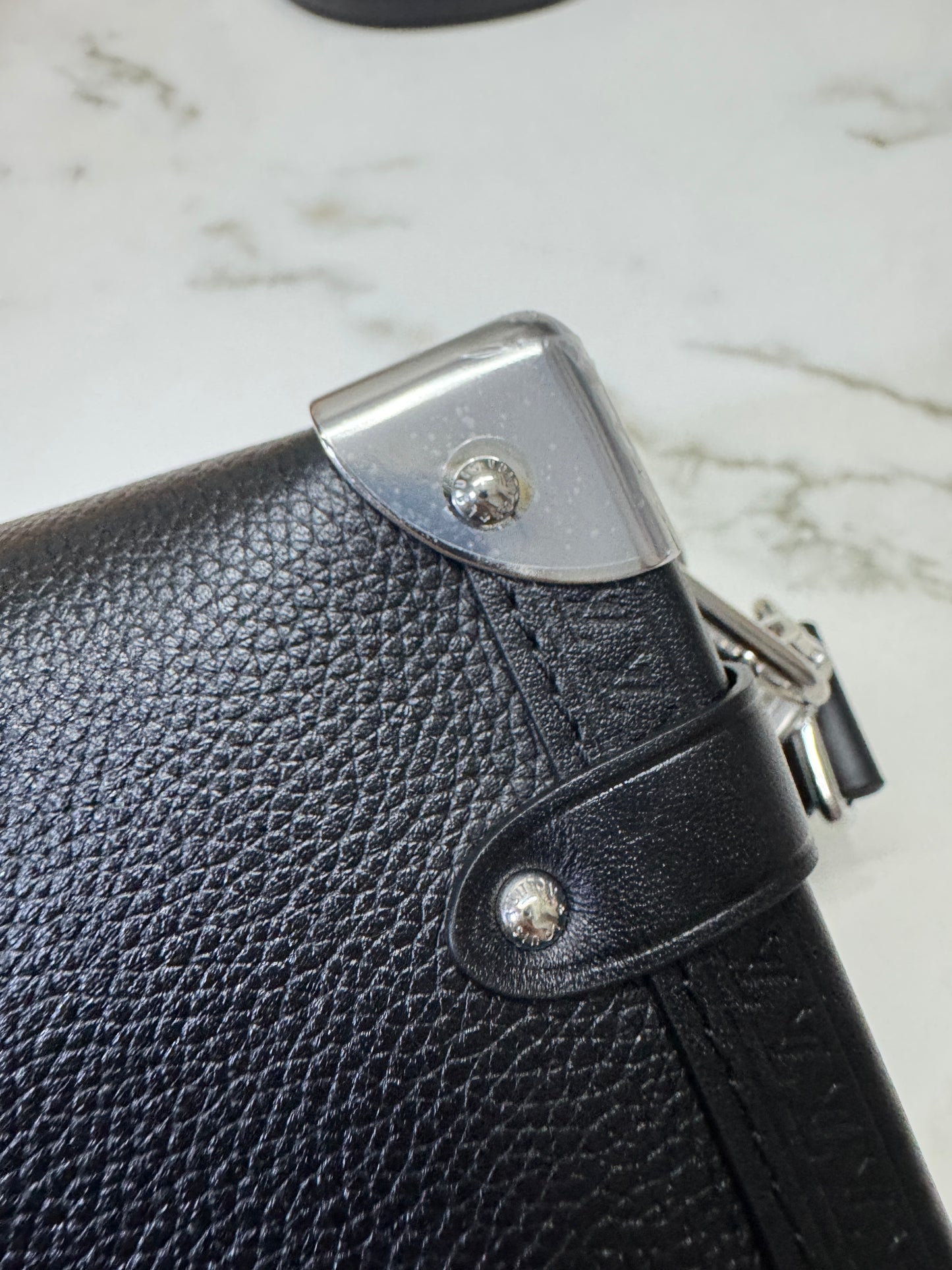 LV Side Trunk MM 黑色皮款