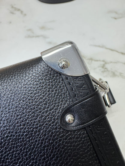 LV Side Trunk MM 黑色皮款