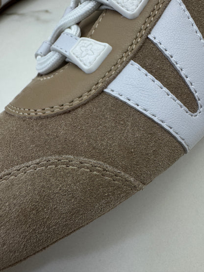 LV Sneakerina 卡其色