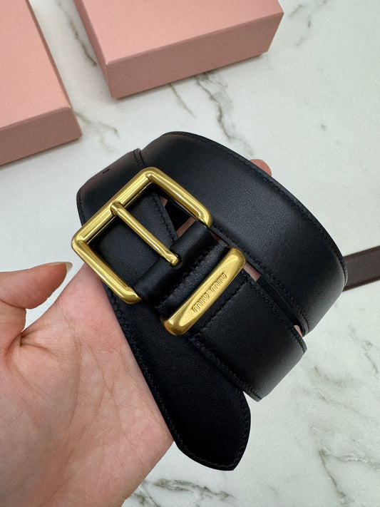 MIU MIU Belt 黑色金扣