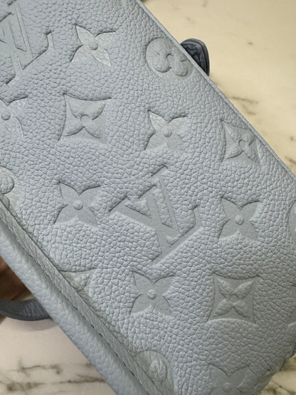 LV Diane 全皮粉藍 Baby Blue