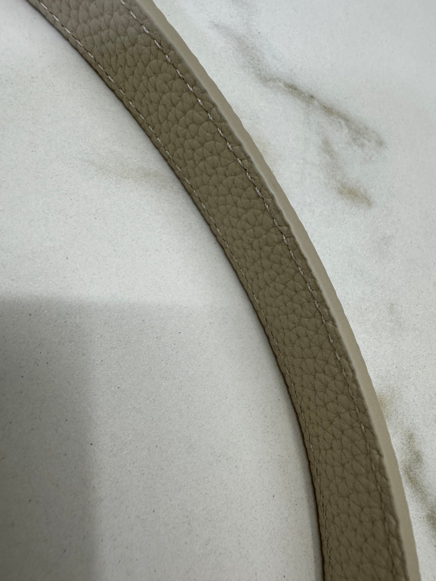 THE ROW N/S Park 奶白色 Medium