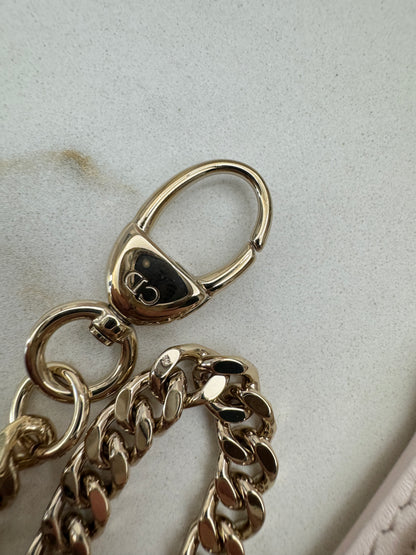DIOR Mini Lady Dior 羊皮三格 淡粉色