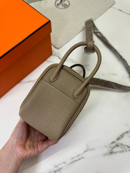 HERMES Mini Lindy II 馬爾淺米 金扣 TC