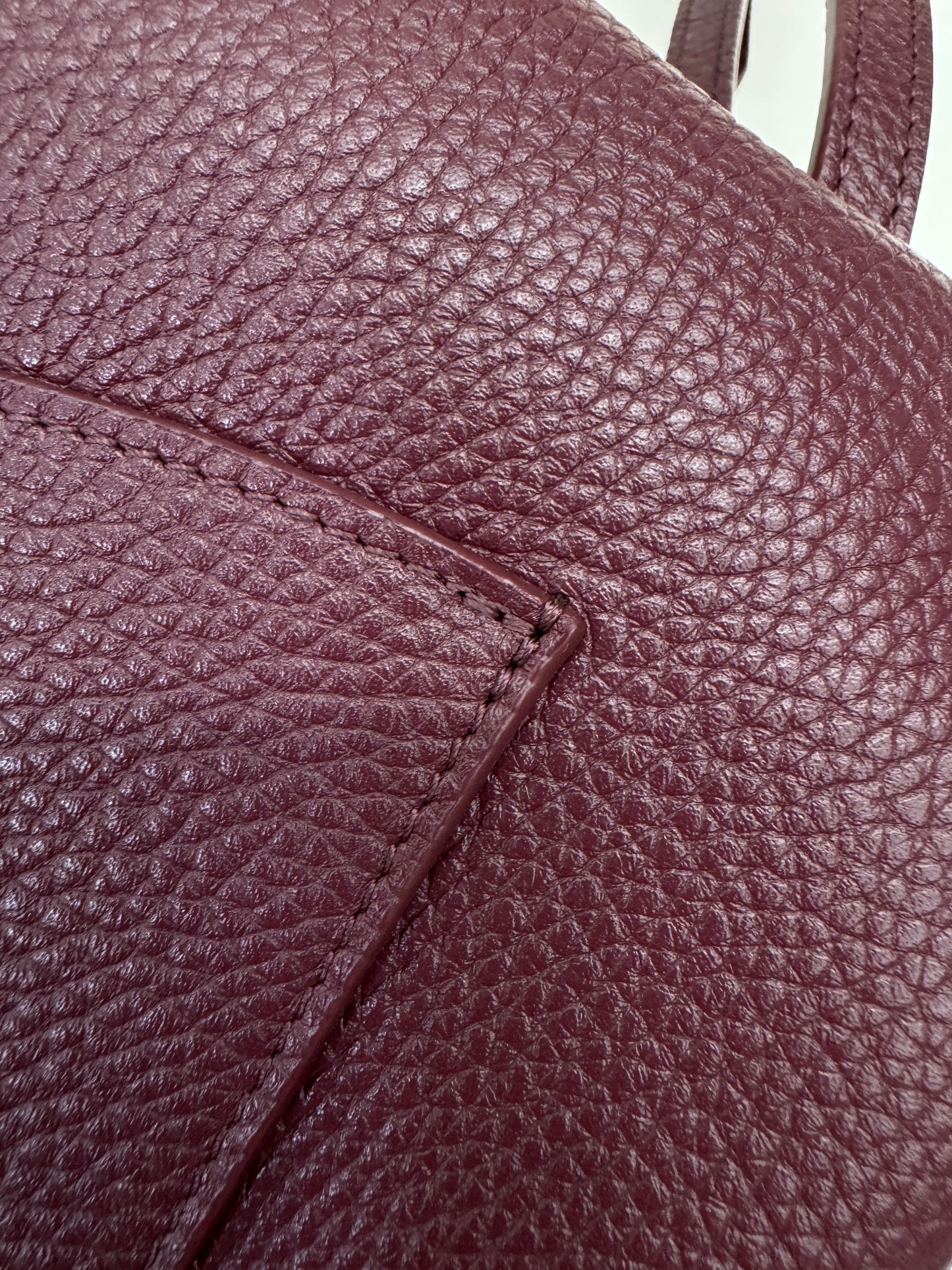 CHANEL 26S Maxi Flap Bag Small 酒紅色金扣 Burgundy GHW
