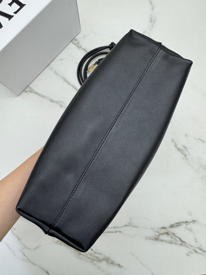LOEWE Flamenco Purse Mellow Nappa Lambskin Black Medium