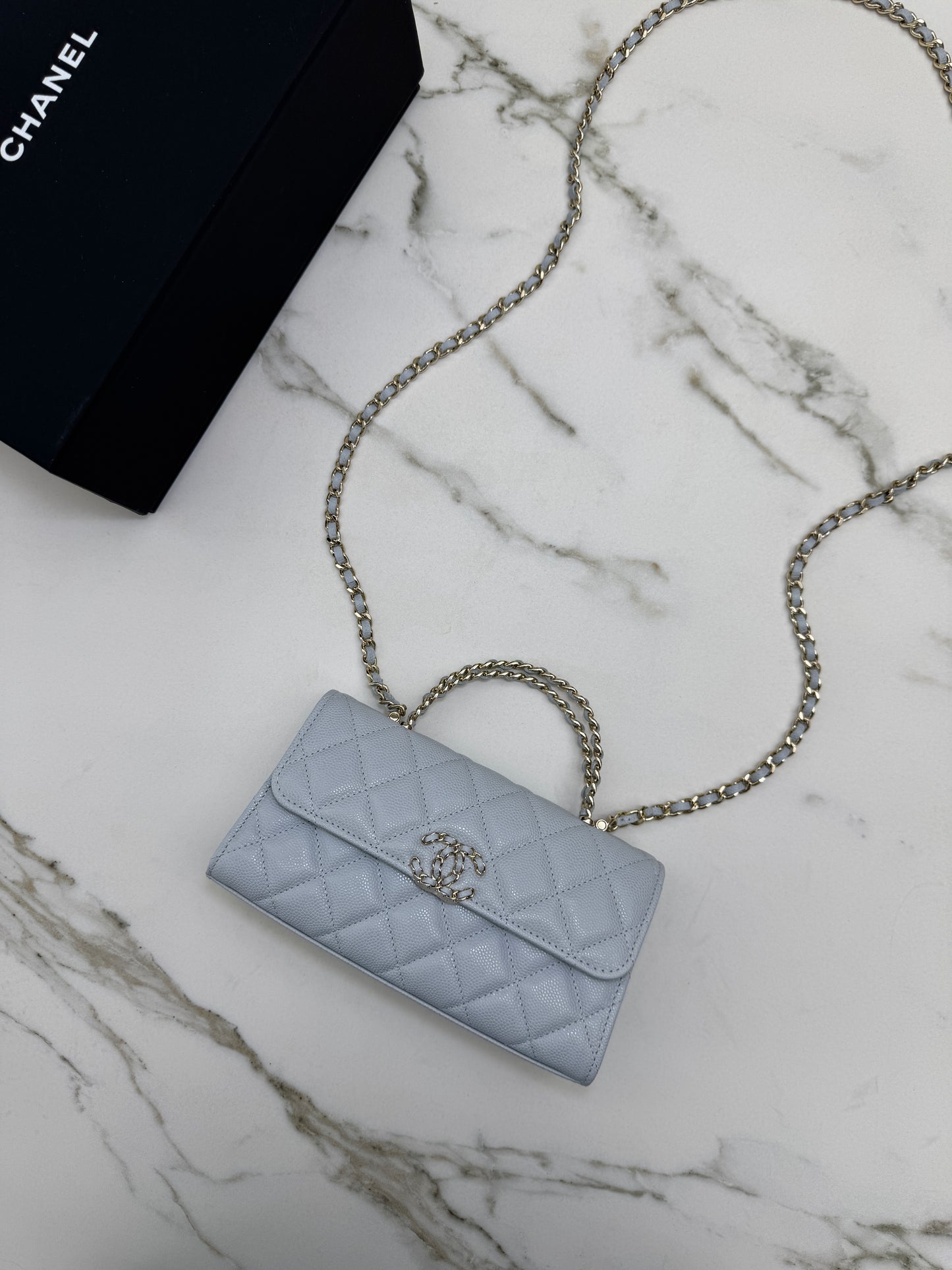 CHANEL 25S Kelly 手機包 Baby Blue