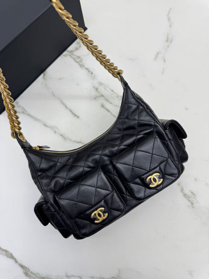 CHANEL 25C 多口袋Hobo 黑色