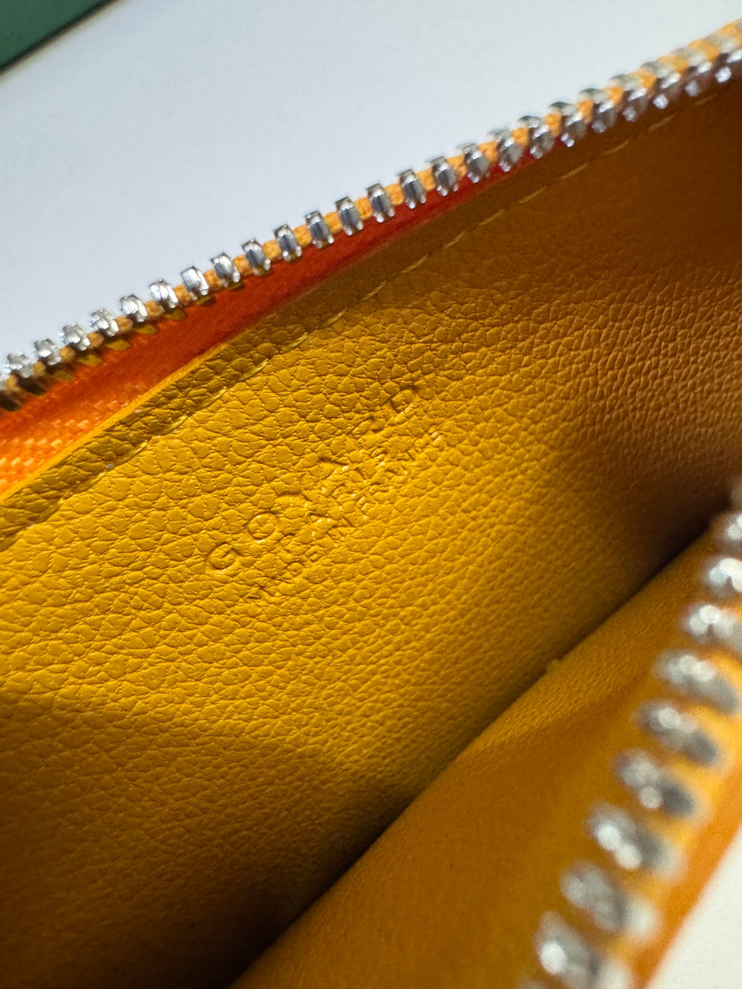 GOYARD Bourbon Zipped Cardholder 黃色