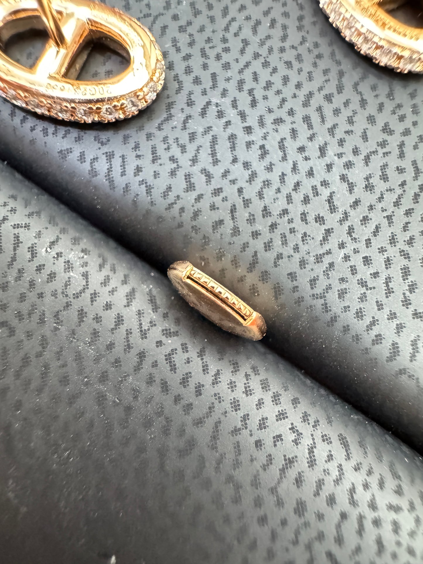 HERMES 豬鼻滿鑽玫瑰金耳環