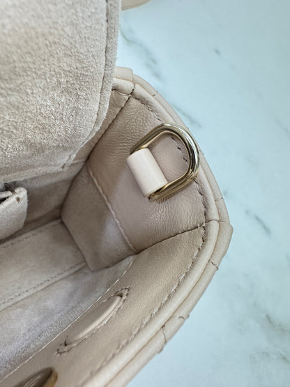 DIOR D-Joy Small 胭脂米 Powder Beige￼