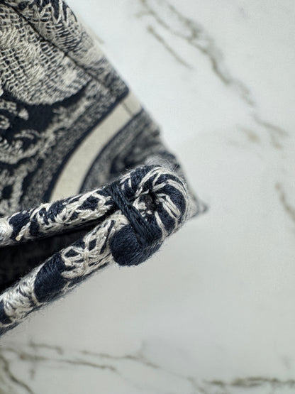 DIOR Book Tote Toile de Jouy Reverse Small