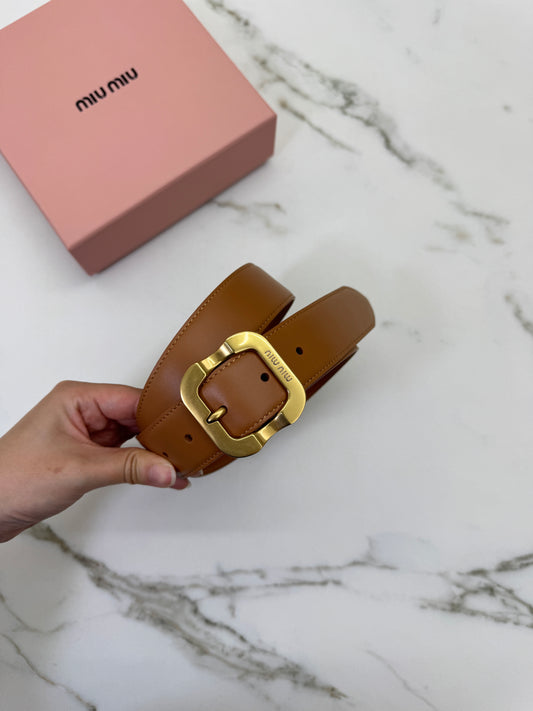 MIU MIU 皮帶 淺棕色金扣