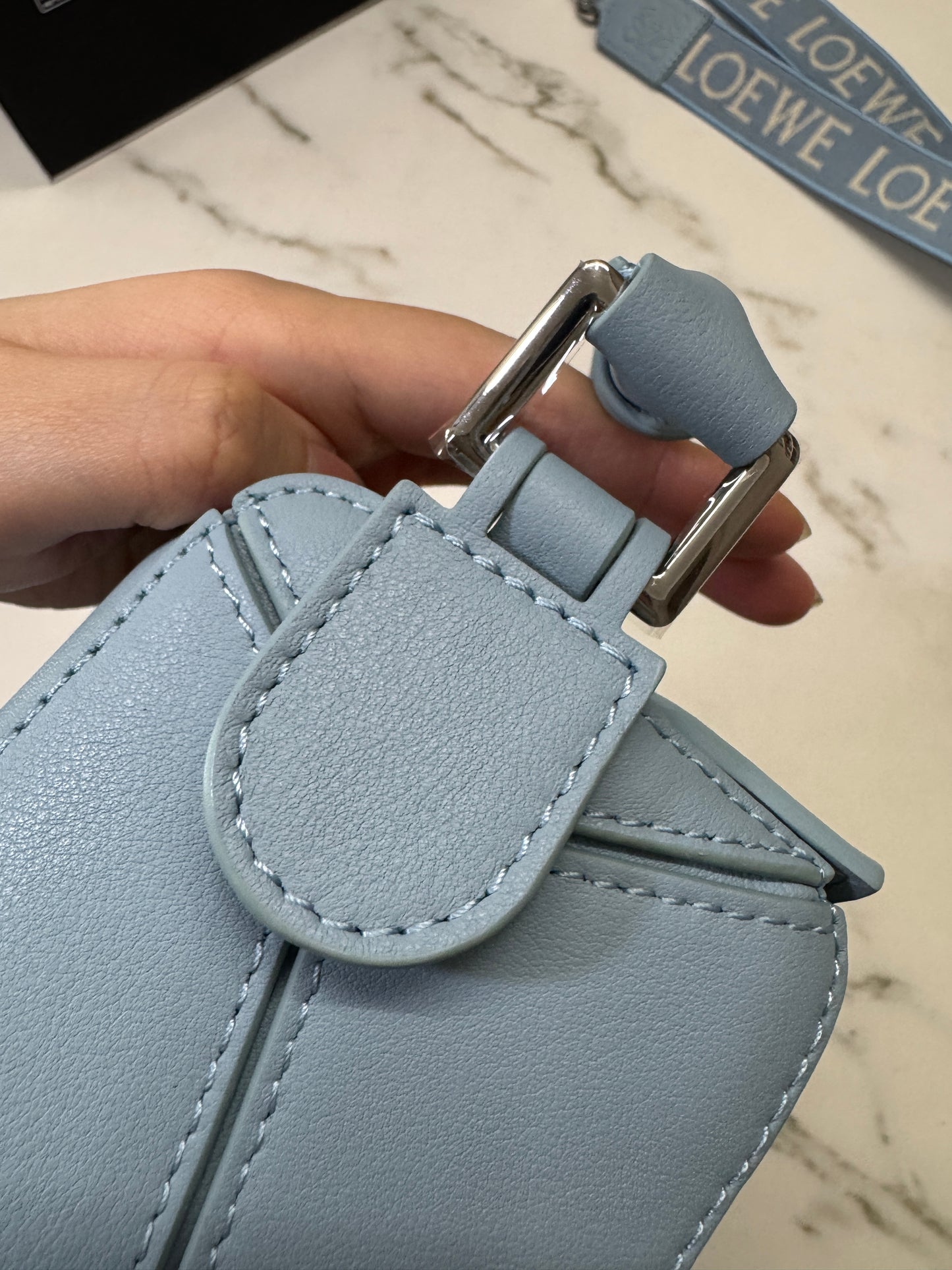 LOEWE Puzzle Small 天藍色