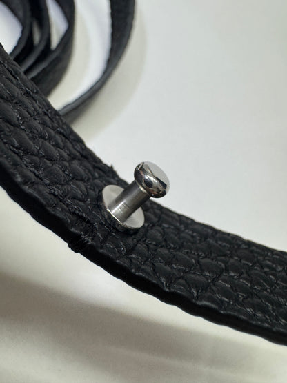 THE ROW Marguax 12 黑銀荔枝紋