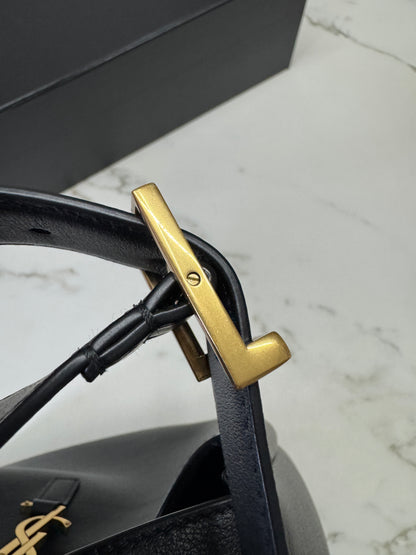YSL LE 5 A 7 Hobo Large