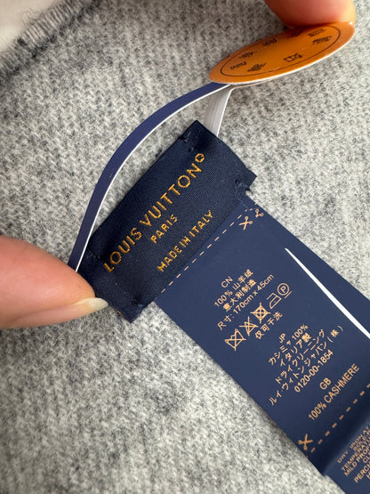 LV Reykjavik Scarf 100% Cashmere Black