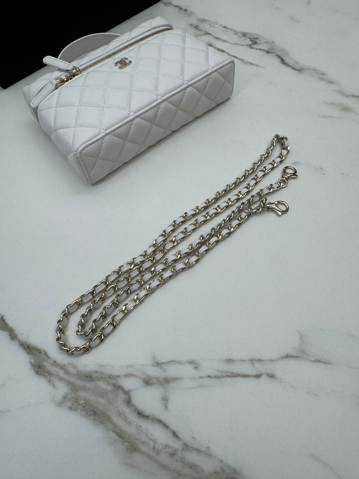 CHANEL 25C LP盒子包 白色 Vanity