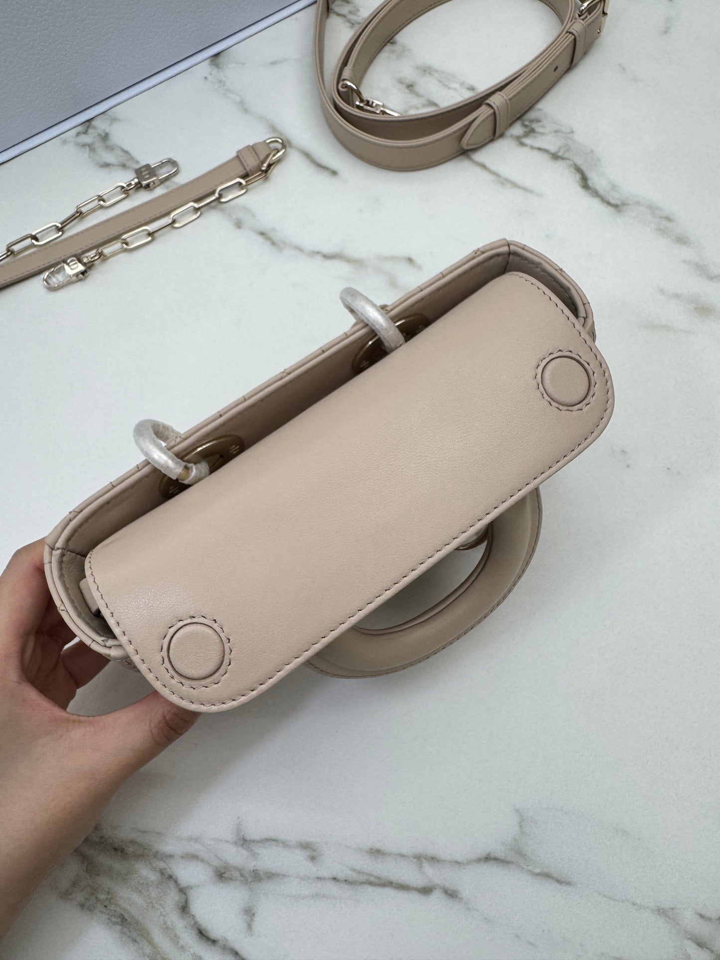 DIOR D-joy Mini 胭脂米 Powder Beige