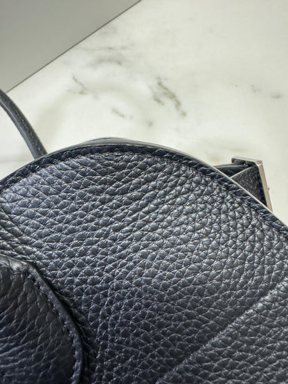 THE ROW Marguax 12 黑銀荔枝紋