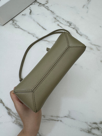 LOEWE Puzzle Fold Pouch Clay Green