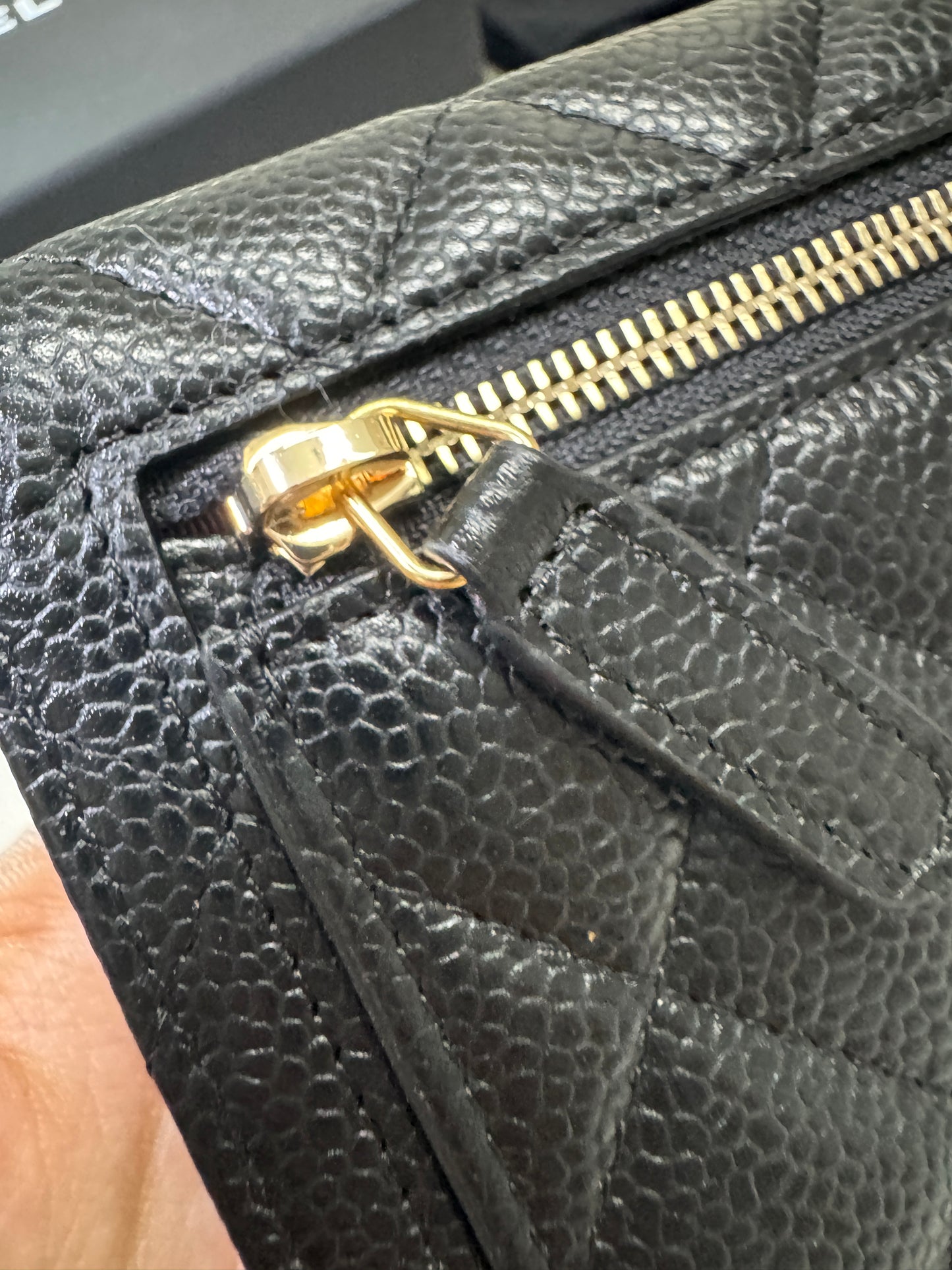 CHANEL CF三摺錢包 黑金牛