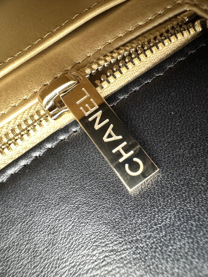 CHANEL 25K亮面淺金球 Mini CF20 Pearl Crush