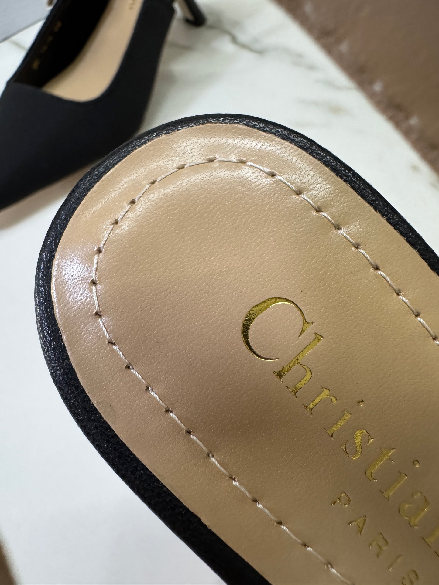 DIOR J'adior 科技布貓跟鞋