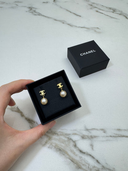CHANEL 26B 珍珠耳環