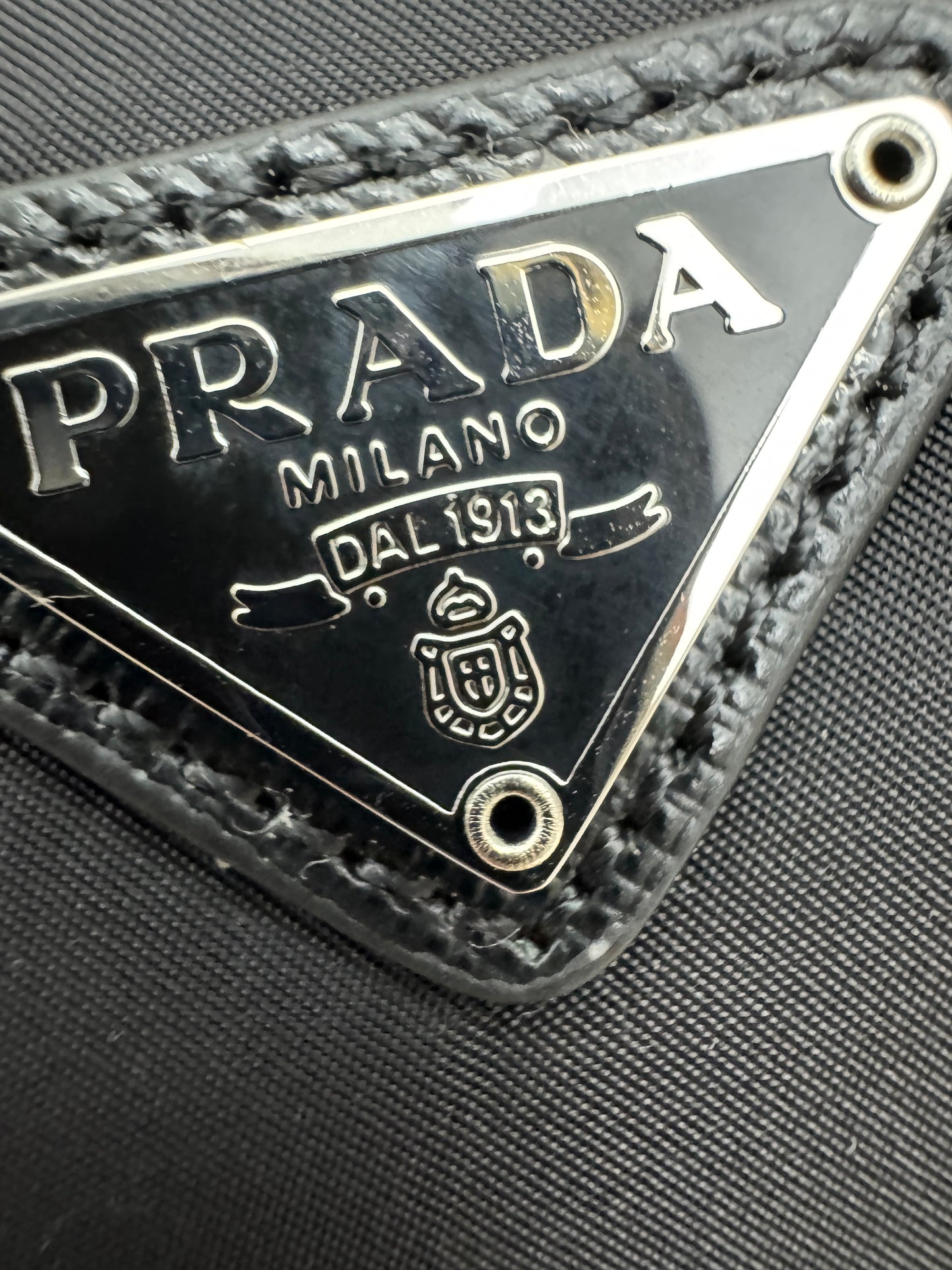 PRADA Re-nylon Hobo 舊版
