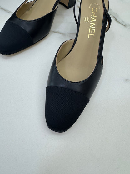 CHANEL Slingback 黑色羊皮