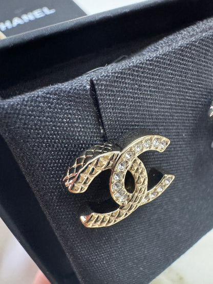 CHANEL 22K 菱格拼水鑽耳環