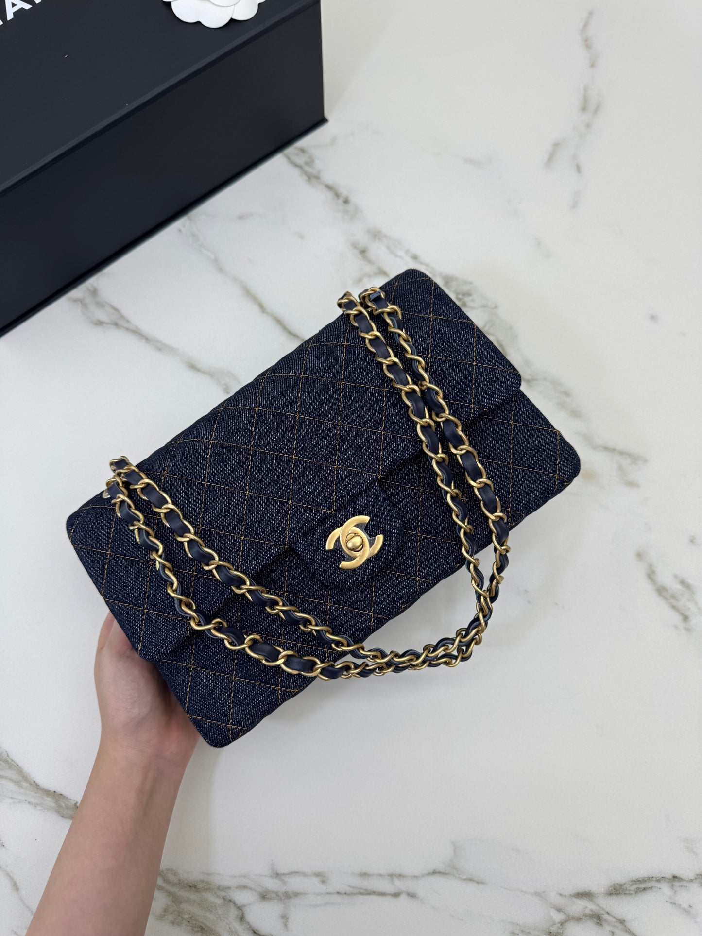 CHANEL 26P深藍牛仔 CF25 Medium